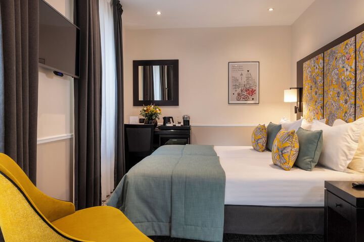 Room 3 of 60