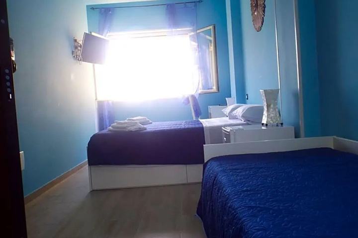 Room 2 of 12