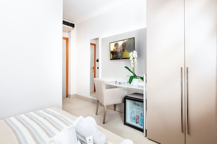 Room 13 of 59