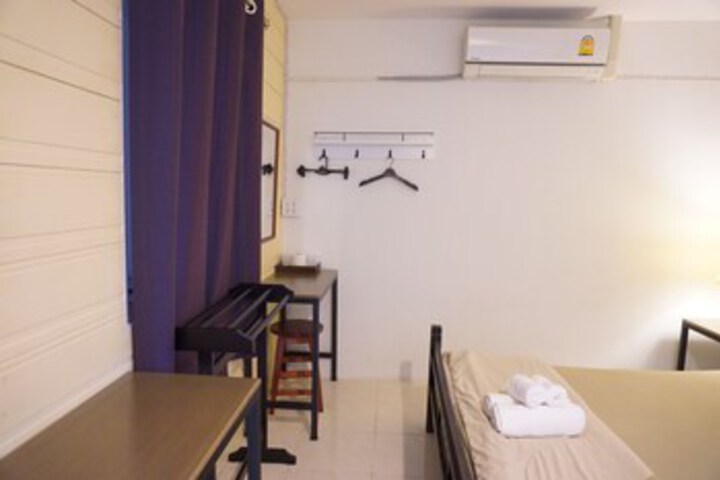 Room 35 of 50
