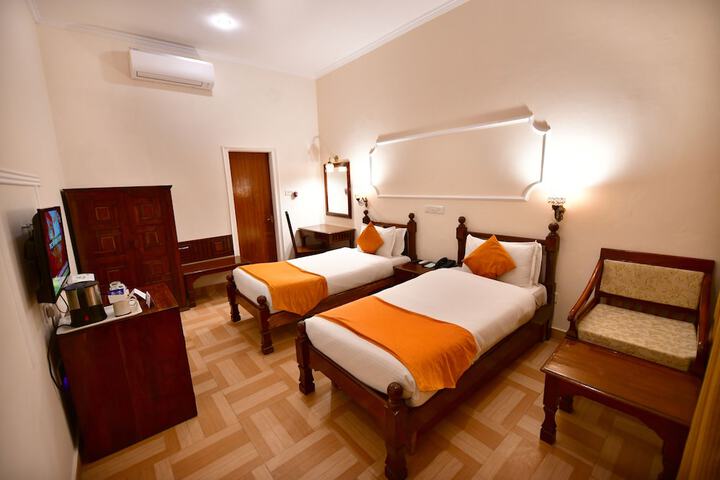 Room 14 of 44
