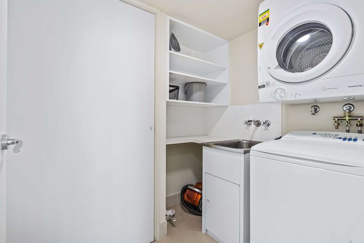Laundry 287 of 346