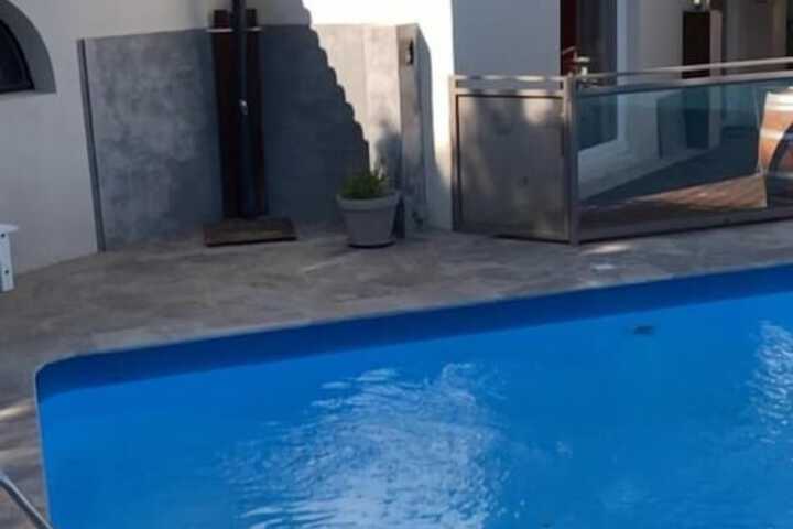 Hotel Pool