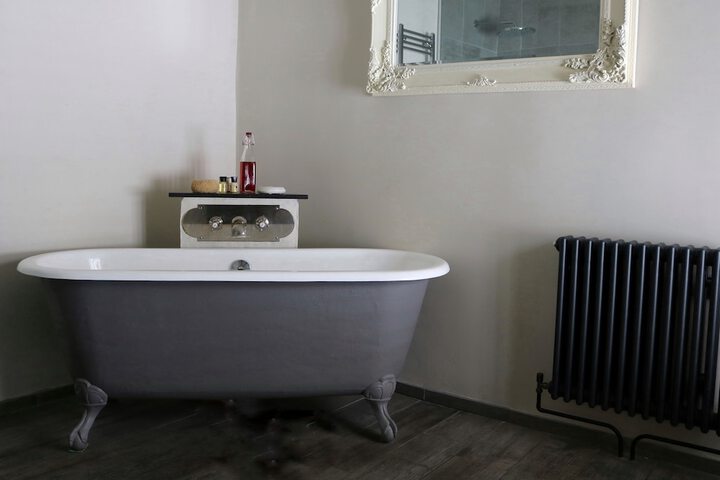 Room 52 of 75