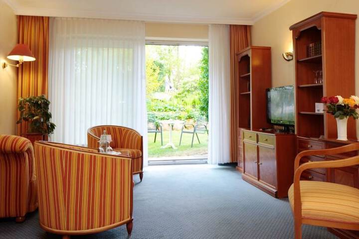 Room 33 of 70