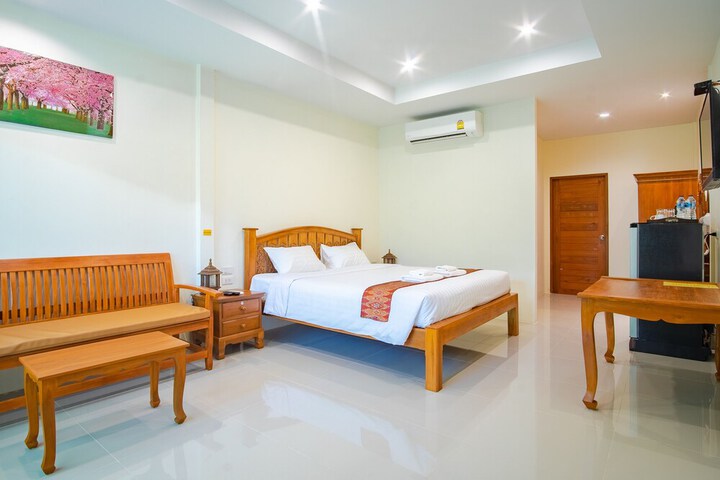 Room 20 of 38