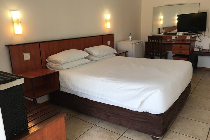 Room 7 of 26