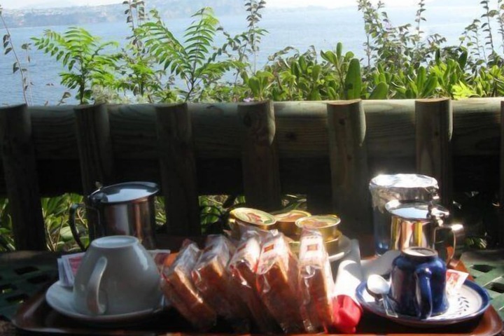 Breakfast/Coffee Service 12 of 41