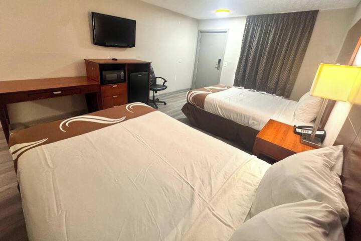 Room 11 of 22