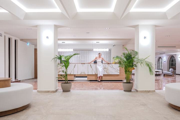 Hotel Interior 2 of 160