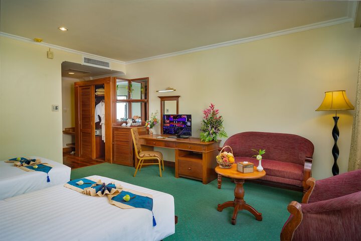 Room 8 of 55