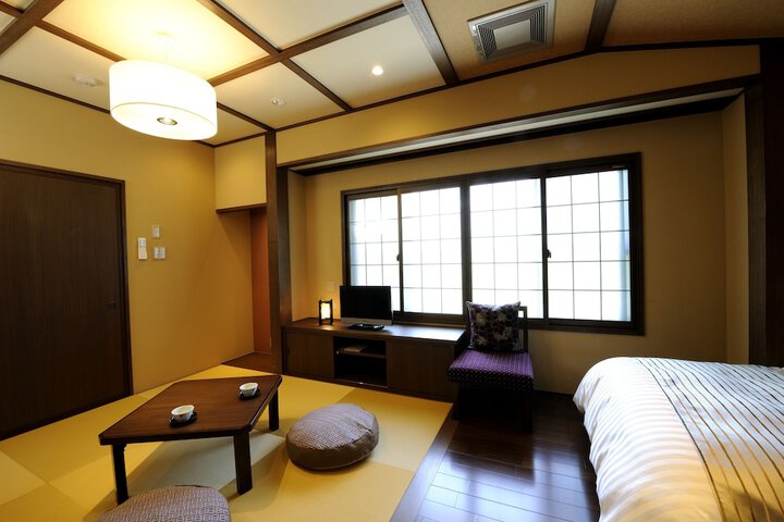 Room 28 of 57
