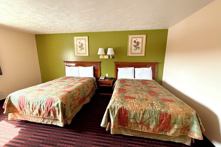 Room 16 of 52
