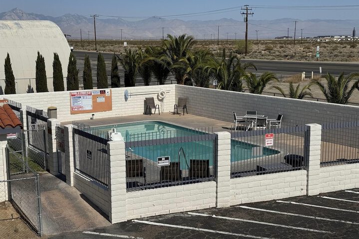 Pool 26 of 35