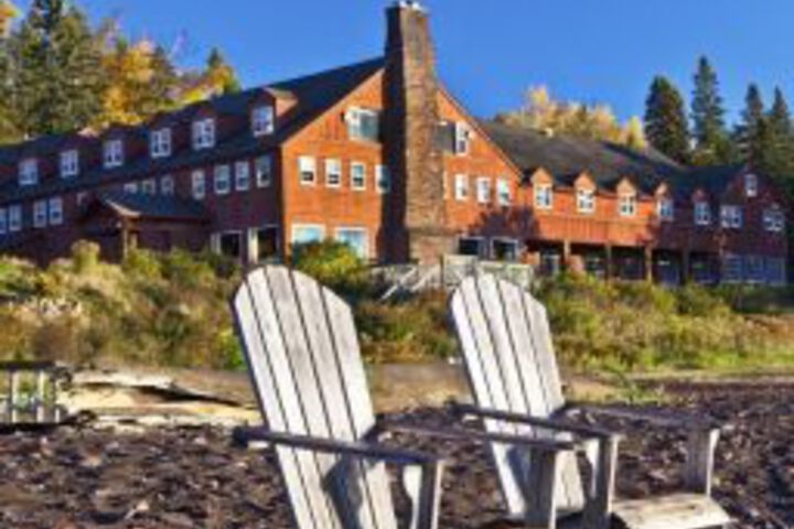 Exterior of Lutsen Resort