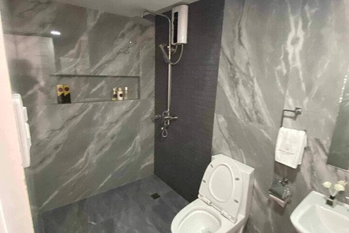 Room 43 of 54