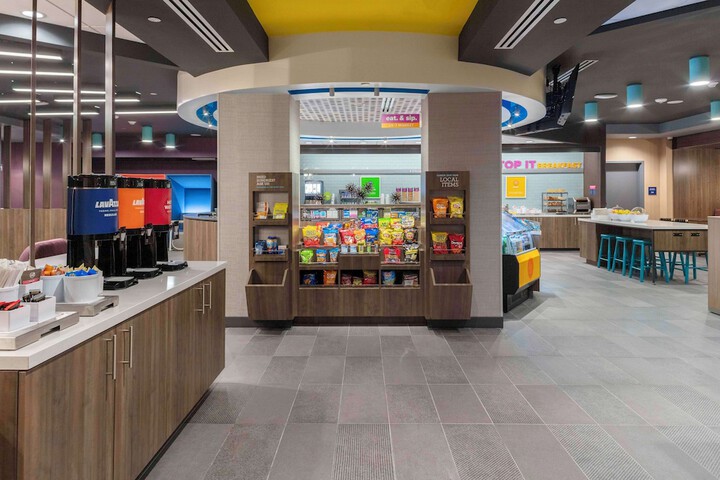 Snack bar