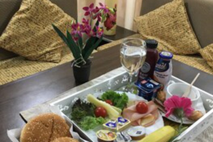 Breakfast/Coffee Service 7 of 123