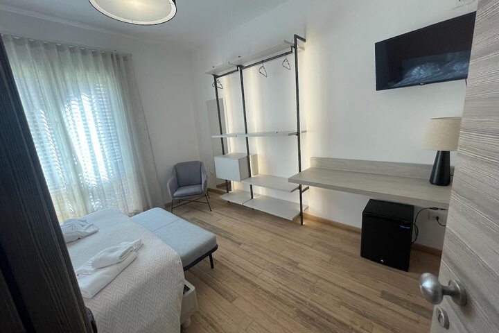 Room 16 of 56