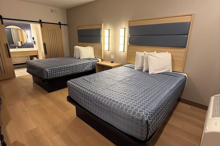 Room 14 of 31