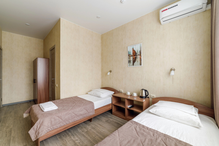 Room 28 of 50