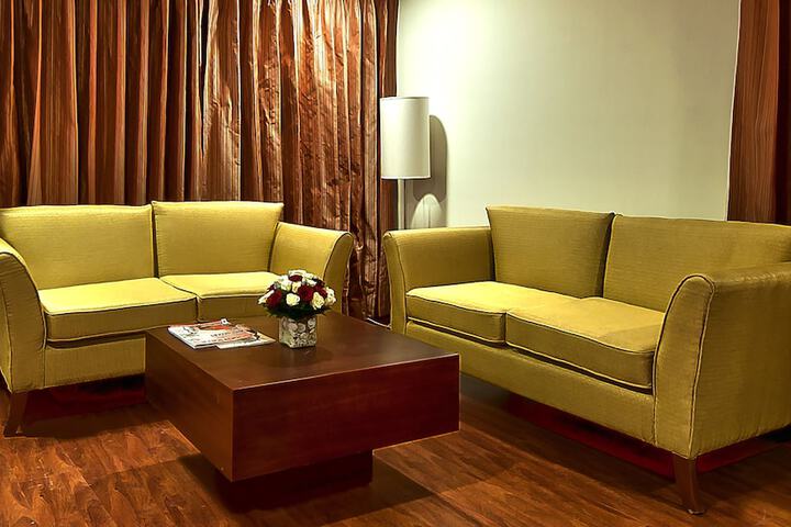 Room 15 of 39