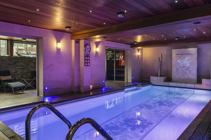 Pool 37 of 55