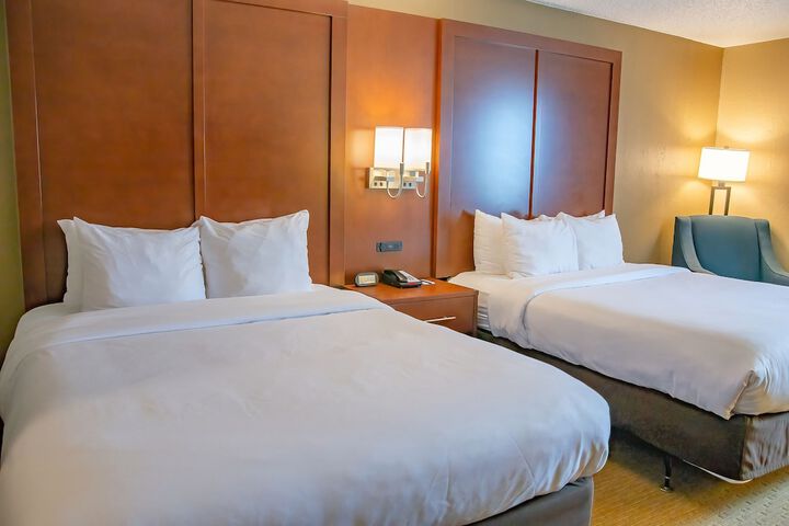 2 Queen Beds (3 of 20)