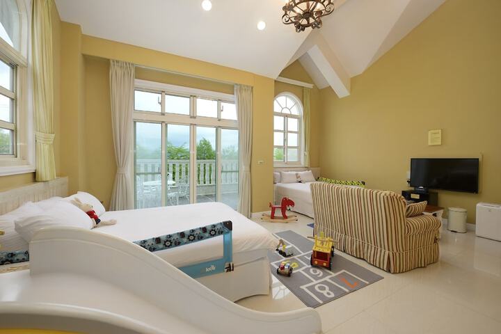 Room 10 of 55