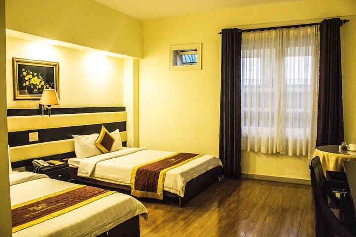 Room 8 of 53