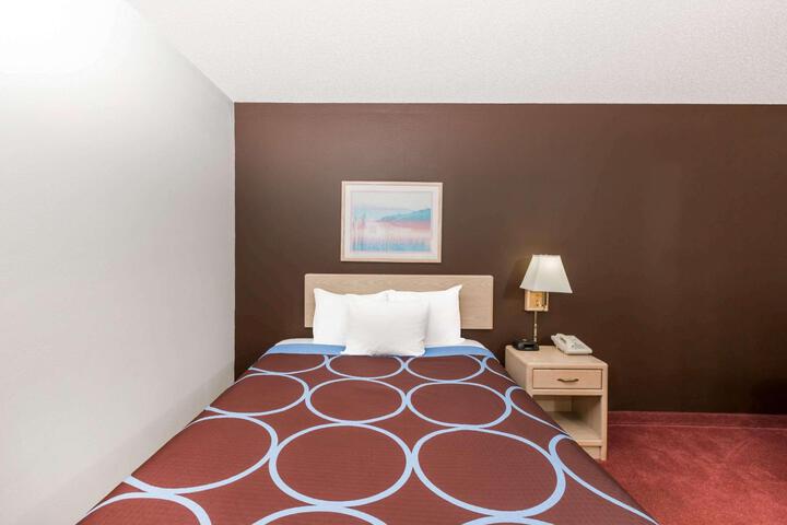 2 Double Beds (5 of 12)