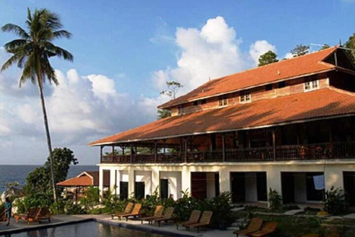 DCoconut Lagoon