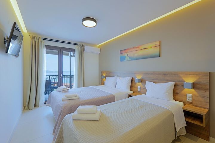 Room 43 of 137