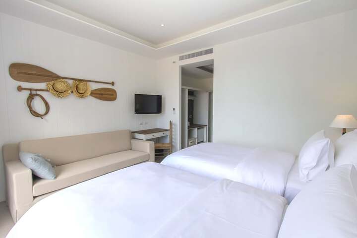 Room 14 of 72