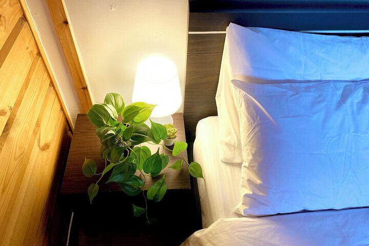 Room 10 of 70