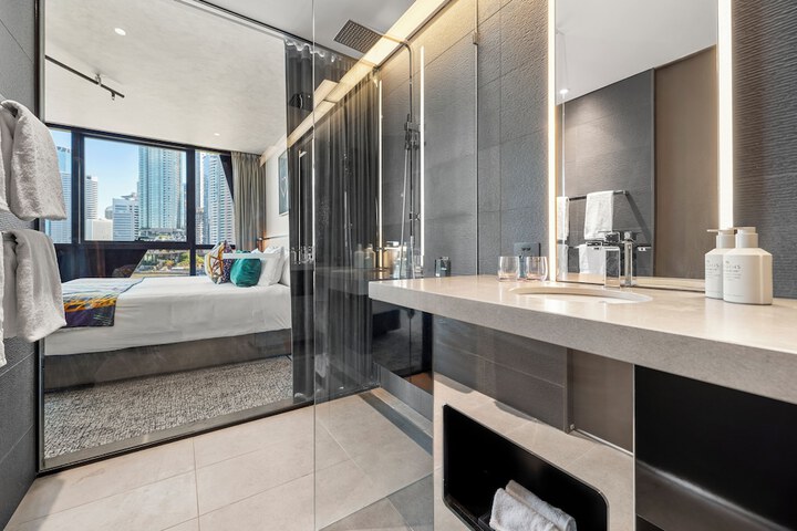 Room 35 of 56