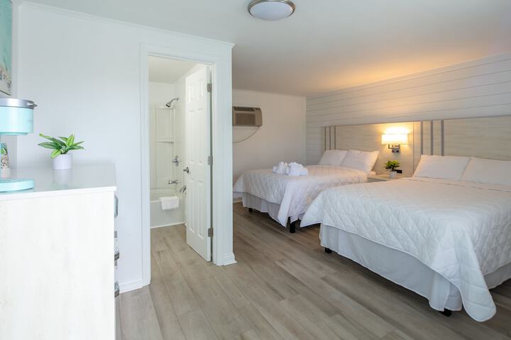 Room 11 of 24