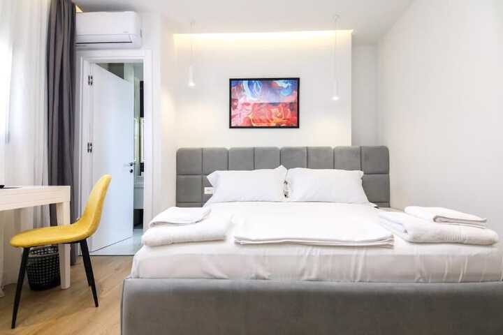 Room 11 of 59