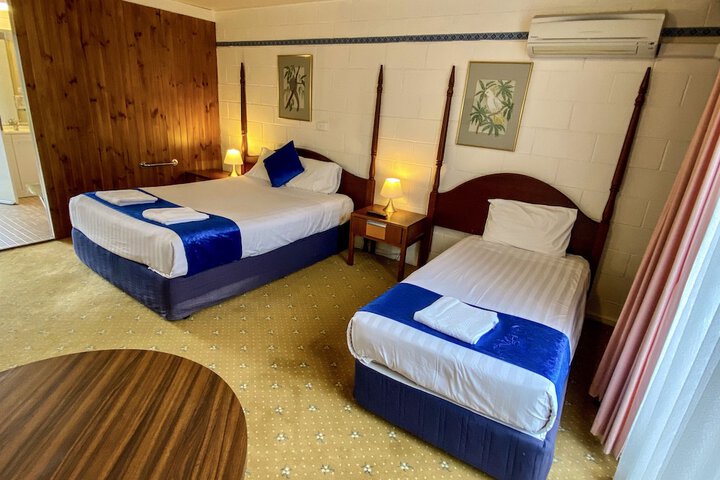 Room 3 of 58
