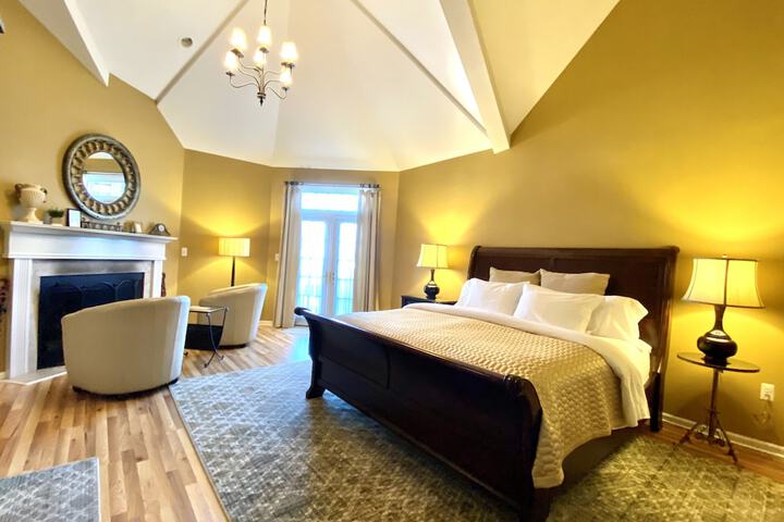 Room 10 of 90