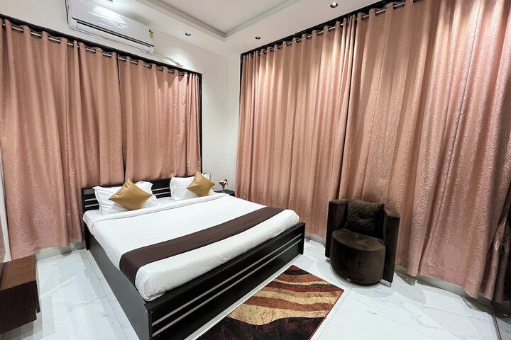 Room 29 of 96