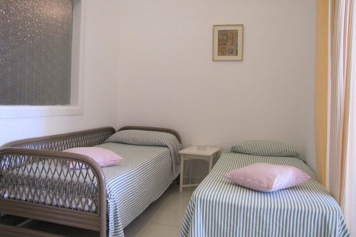 Room 20 of 68
