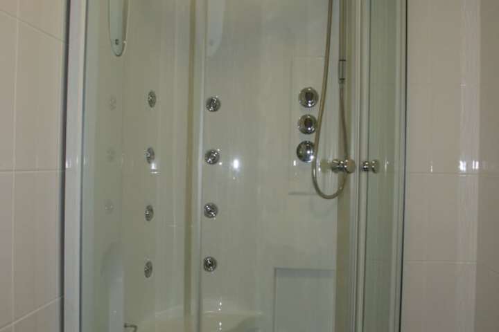 Room 18 of 31