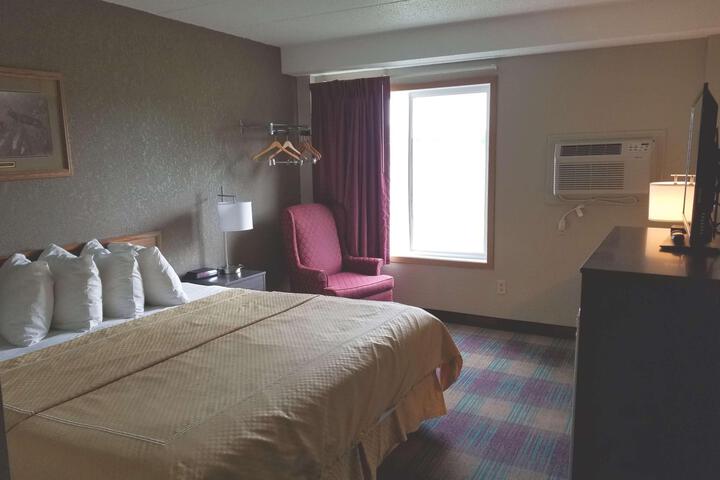 Double Accessible Queen Size Bed (1 of 2)