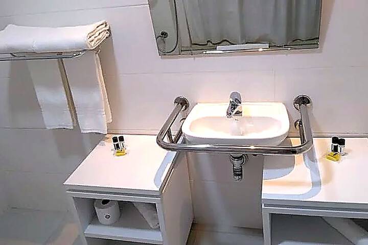 Clean Restrooms