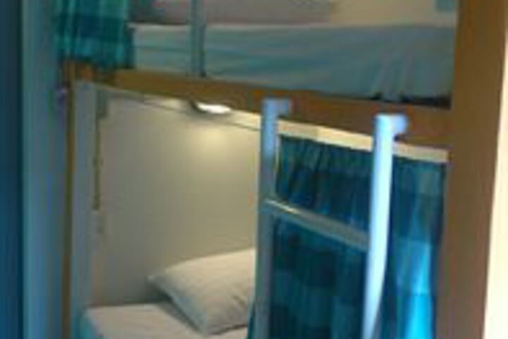 Room 15 of 38