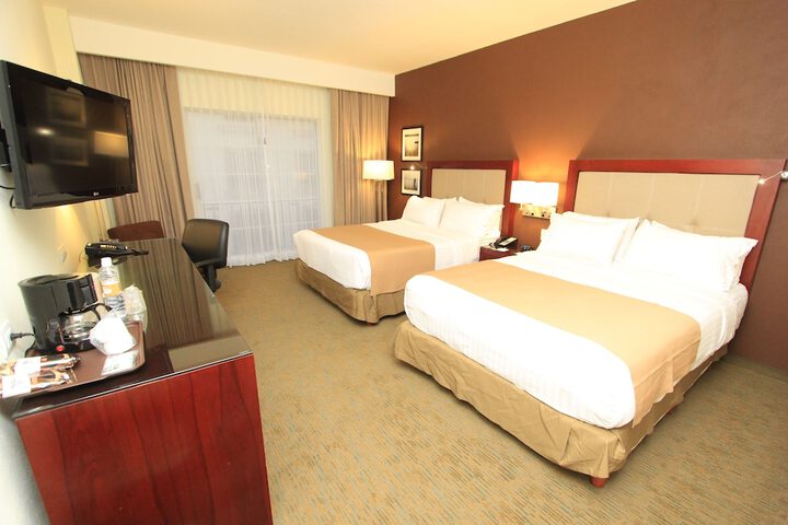 Room 18 of 150