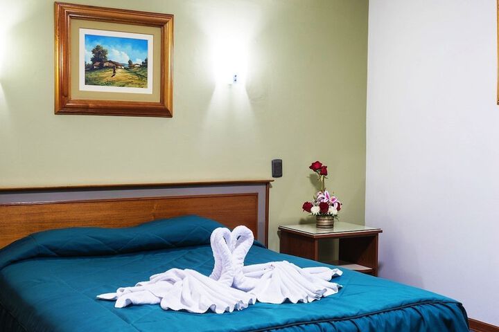 Room 4 of 35