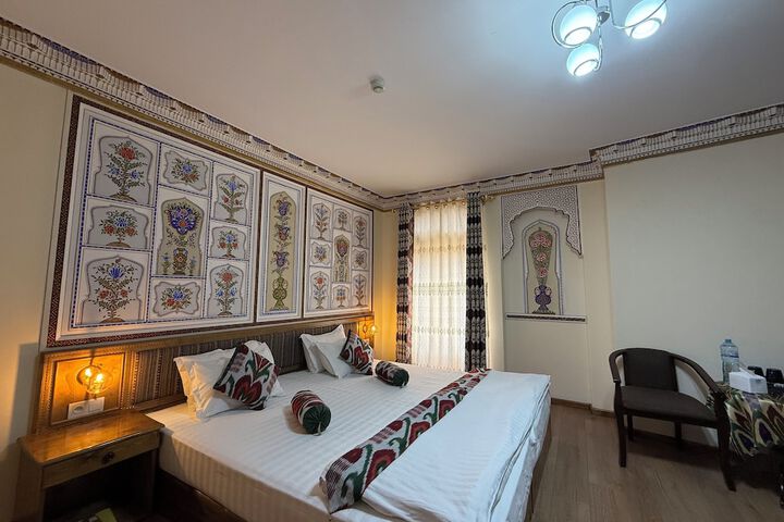 Room 30 of 68