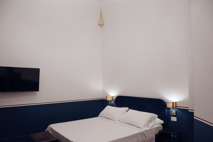Room 44 of 91